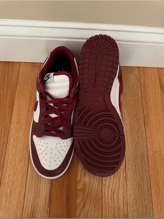 NEW Nike Dunks - Picture 2 of 6